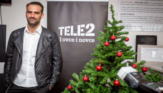 Pročitajte više o članku Najpoželjniji dar pod borom pronaite u Tele2